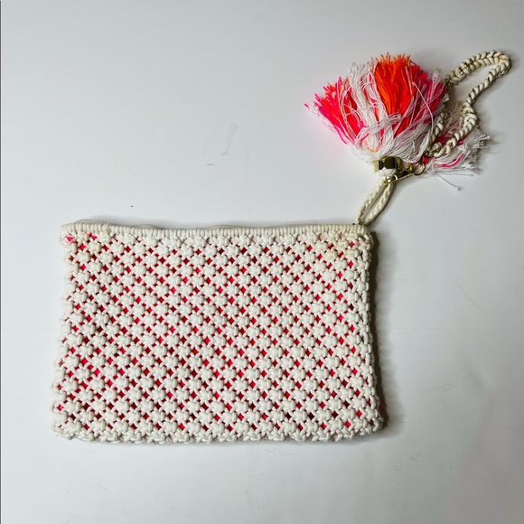 EUC Lilly Pulitzer White, Hot Pink & Orange Clutch